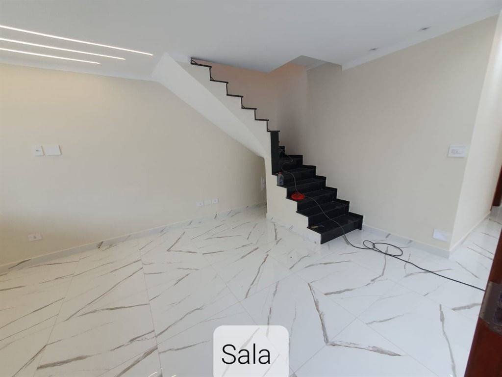 Casa com 5 quartos e 320 m² em Canto Do Forte, Praia Grande