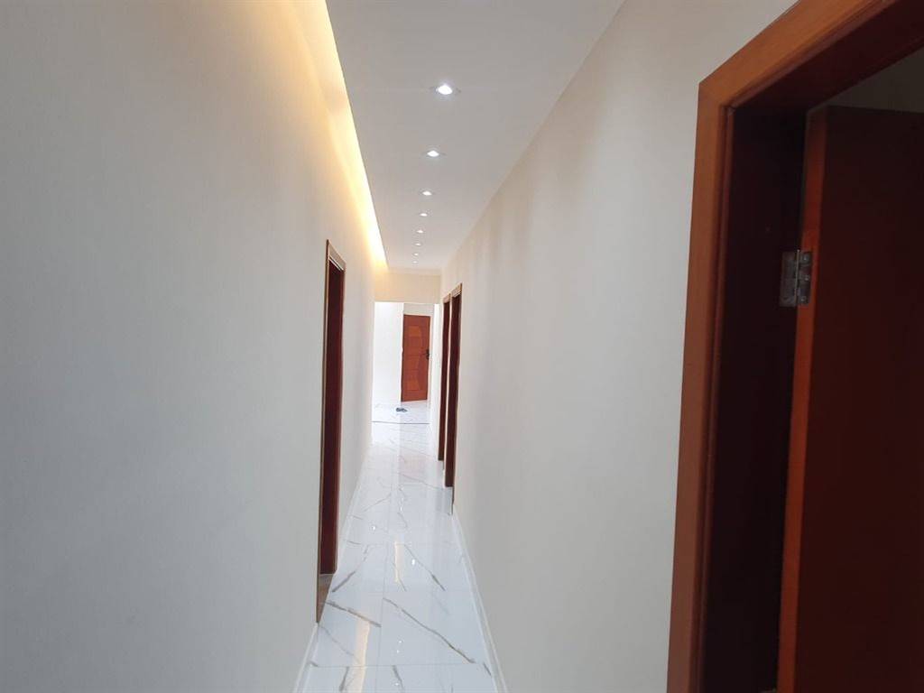 Casa com 5 quartos e 320 m² em Canto Do Forte, Praia Grande