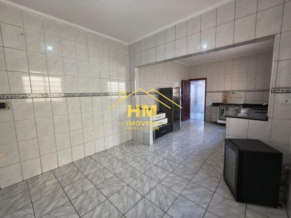 Casa com 3 quartos e 148 m² em Vila Cascatinha, São Vicente