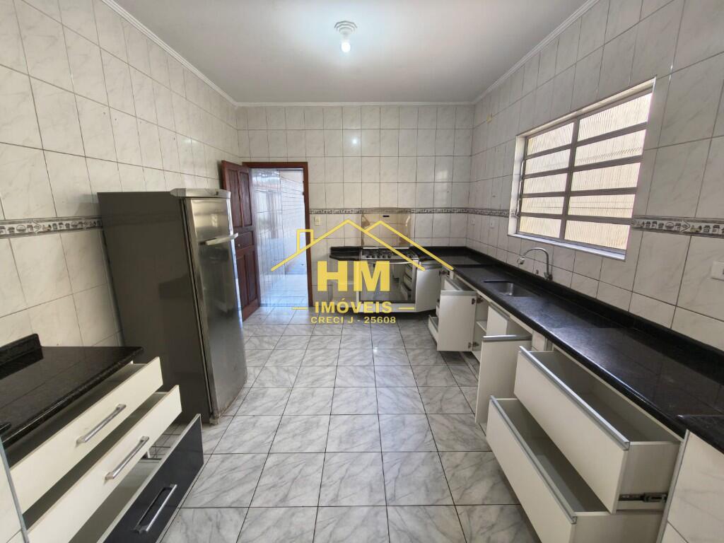 Casa com 3 quartos e 148 m² em Vila Cascatinha, São Vicente