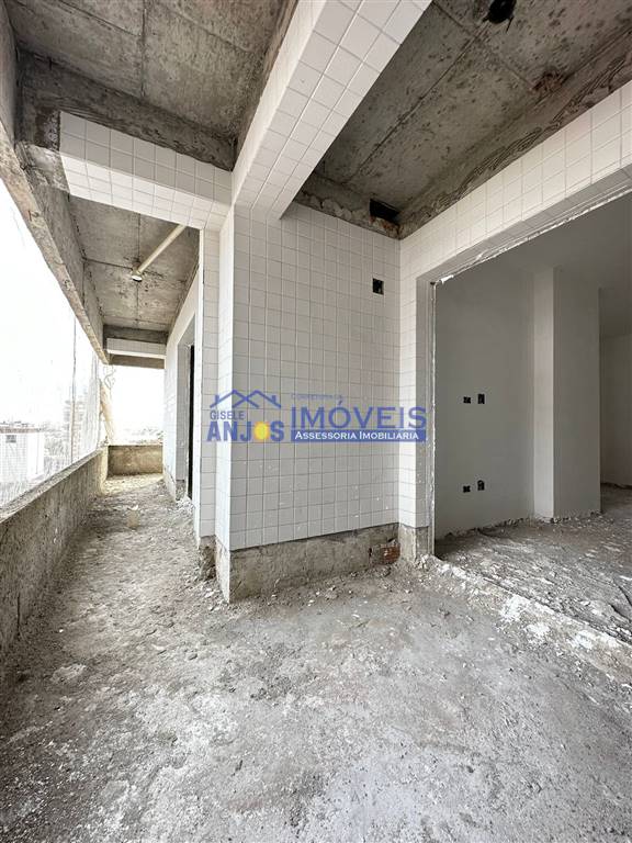 Apartamento com 2 quartos e 83 m² em Vila Mirim, Praia Grande