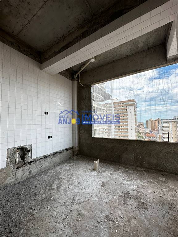 Apartamento com 2 quartos e 83 m² em Vila Mirim, Praia Grande