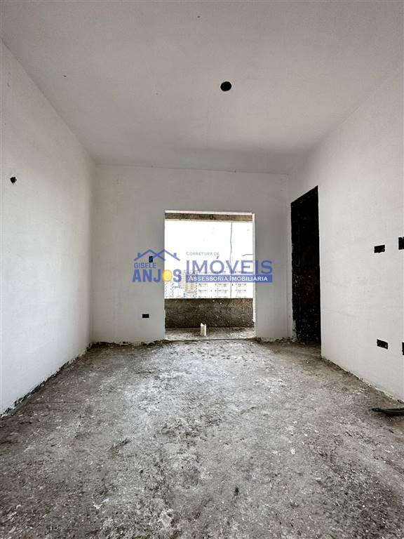Apartamento com 2 quartos e 83 m² em Vila Mirim, Praia Grande