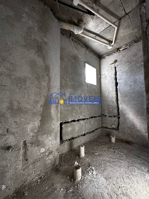 Apartamento com 2 quartos e 83 m² em Vila Mirim, Praia Grande