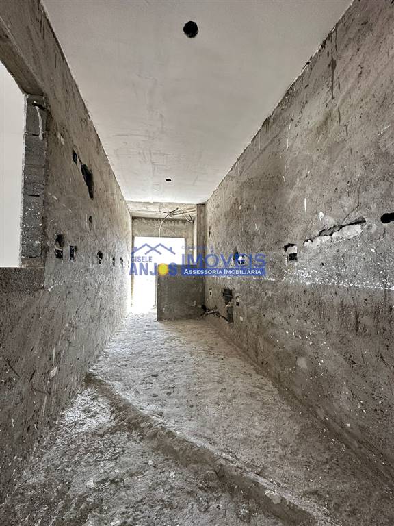 Apartamento com 2 quartos e 83 m² em Vila Mirim, Praia Grande