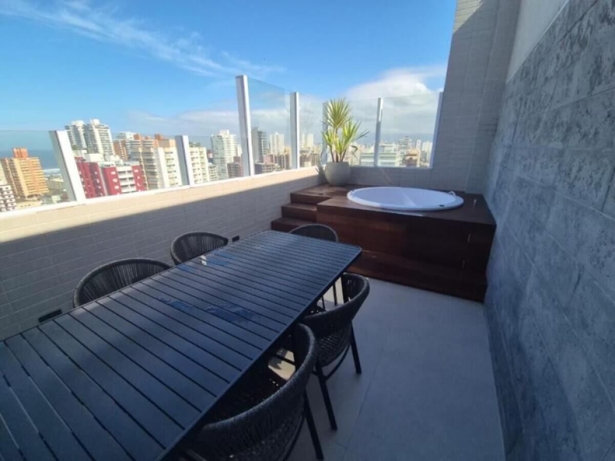 Apartamento com 2 quartos e 72 m² em Aviação, Praia Grande