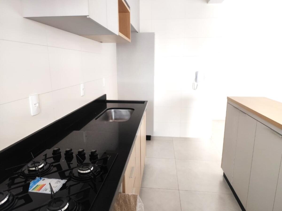 Apartamento com 2 quartos e 72 m² em Aviação, Praia Grande