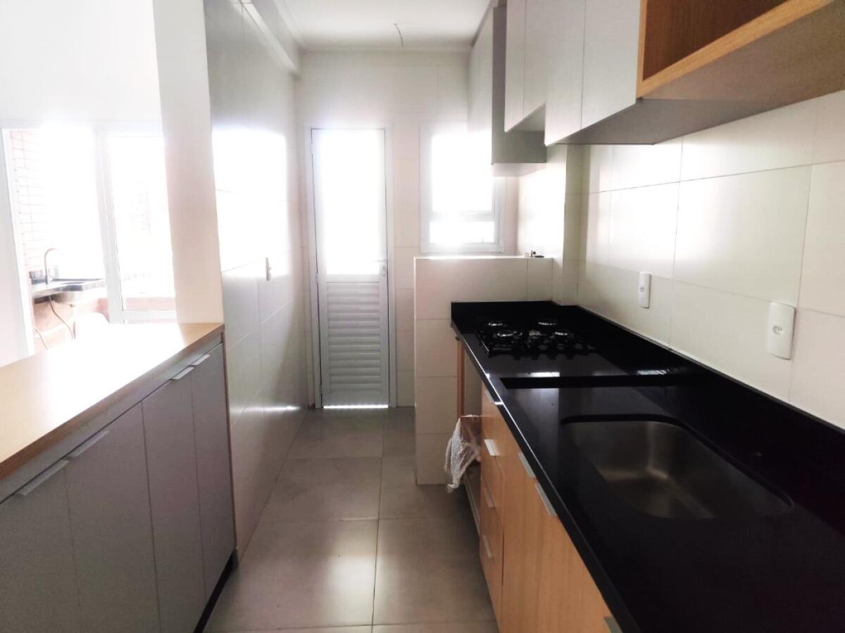 Apartamento com 2 quartos e 72 m² em Aviação, Praia Grande