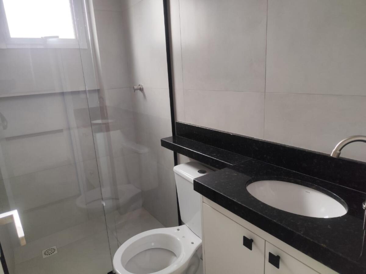 Apartamento com 2 quartos e 72 m² em Aviação, Praia Grande