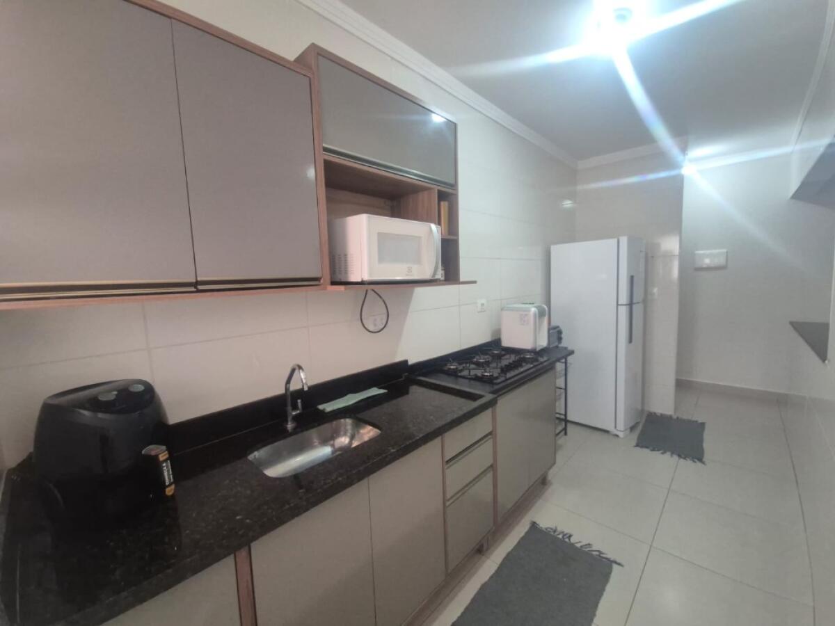 Apartamento com 2 quartos e 87 m² em Aviação, Praia Grande