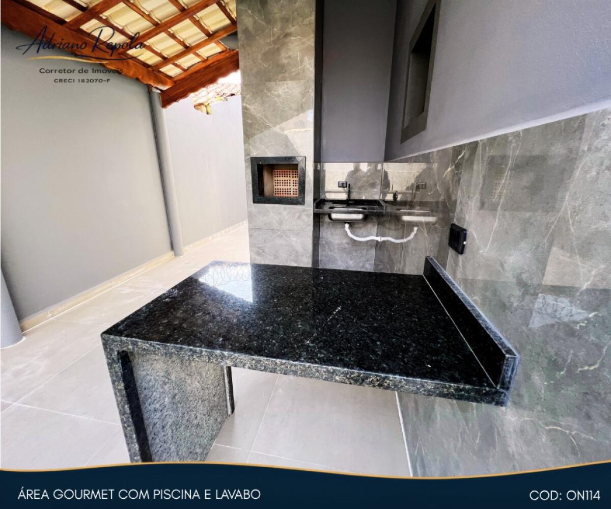 Casa com 2 quartos e 70 m² em Centro, Mongaguá