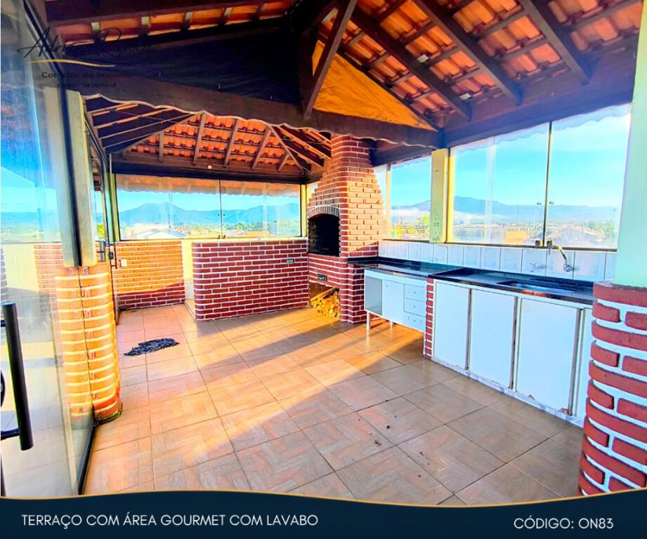 Casa com 2 quartos e 174 m² em Centro, Mongaguá