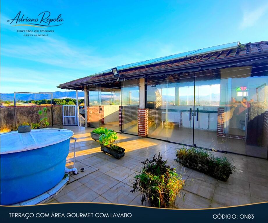 Casa com 2 quartos e 174 m² em Centro, Mongaguá
