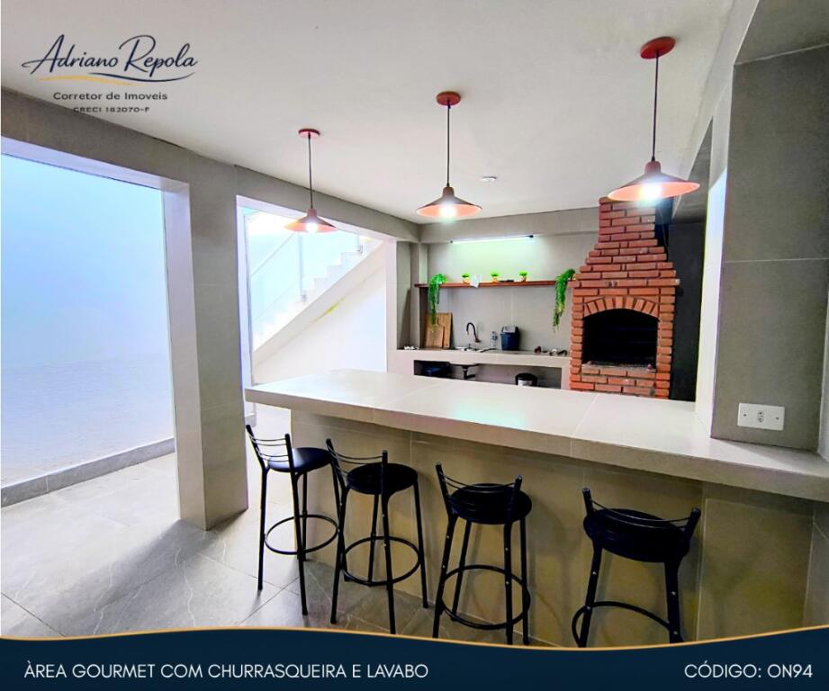 Casa com 3 quartos e 127 m² em Centro, Mongaguá