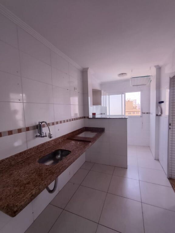 Apartamento com 2 quartos e 90 m² em Vila Tupi, Praia Grande
