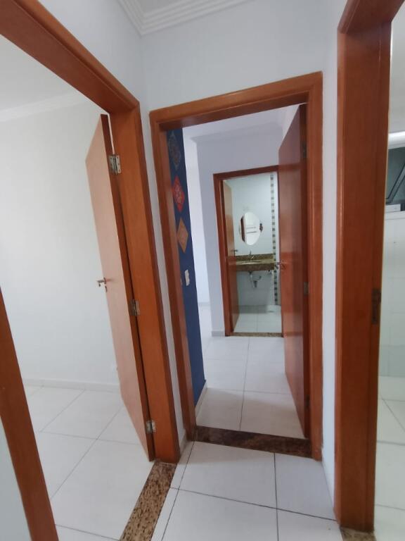 Apartamento com 2 quartos e 90 m² em Vila Tupi, Praia Grande