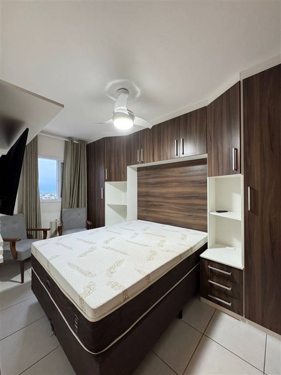 Apartamento com 1 quarto e 57 m² em Vila Guilhermina, Praia Grande