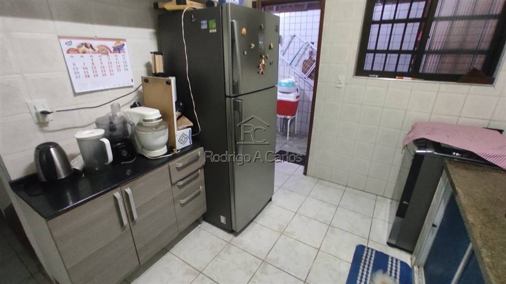 Casa com 2 quartos e 69 m² em Vila Guilhermina, Praia Grande