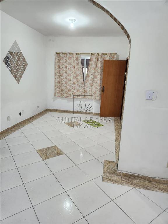 Casa com 3 quartos e 14 m² em Boqueirão, Praia Grande