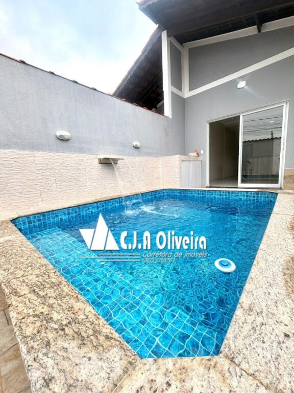 Casa com 3 quartos e 10486 m² em Jussara, Mongaguá