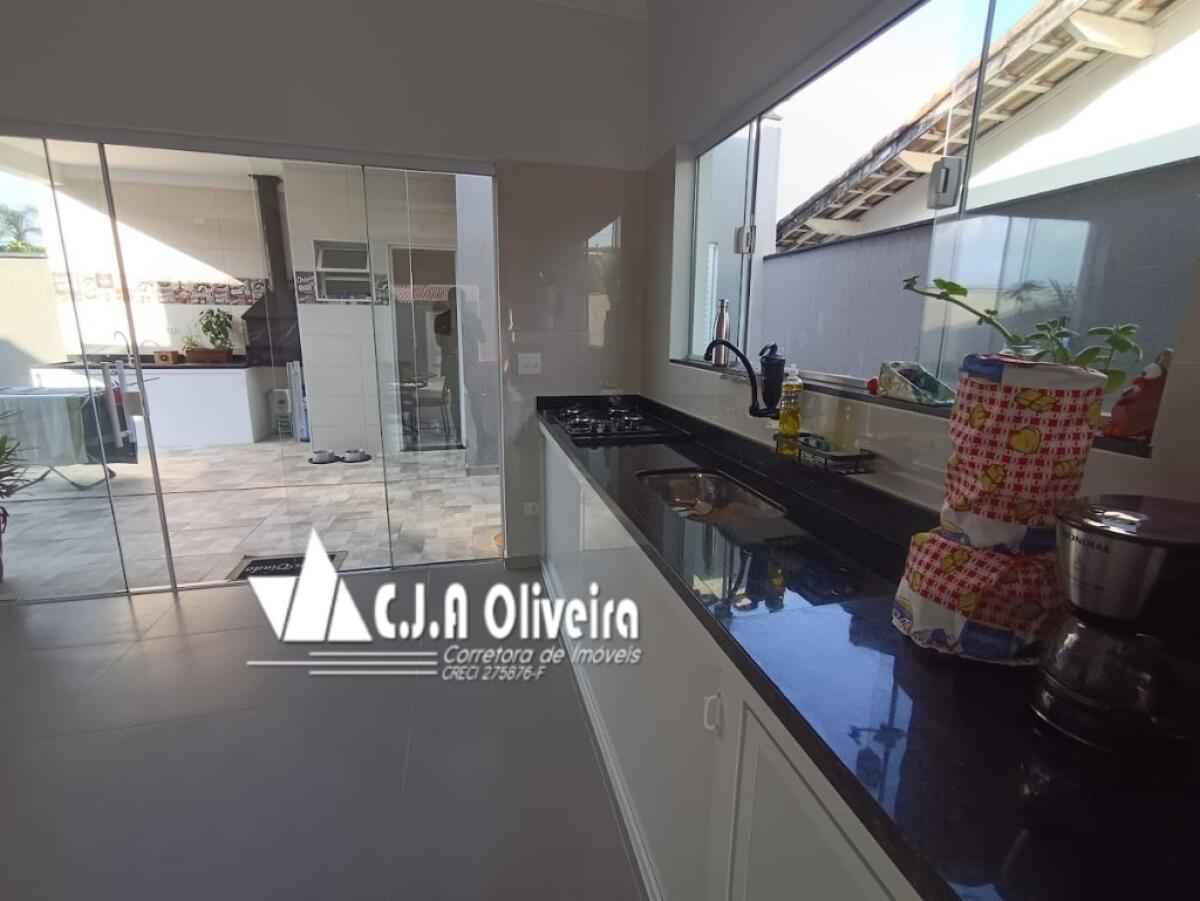 Casa com 3 quartos e 99 m² em Agenor De Campos, Mongaguá