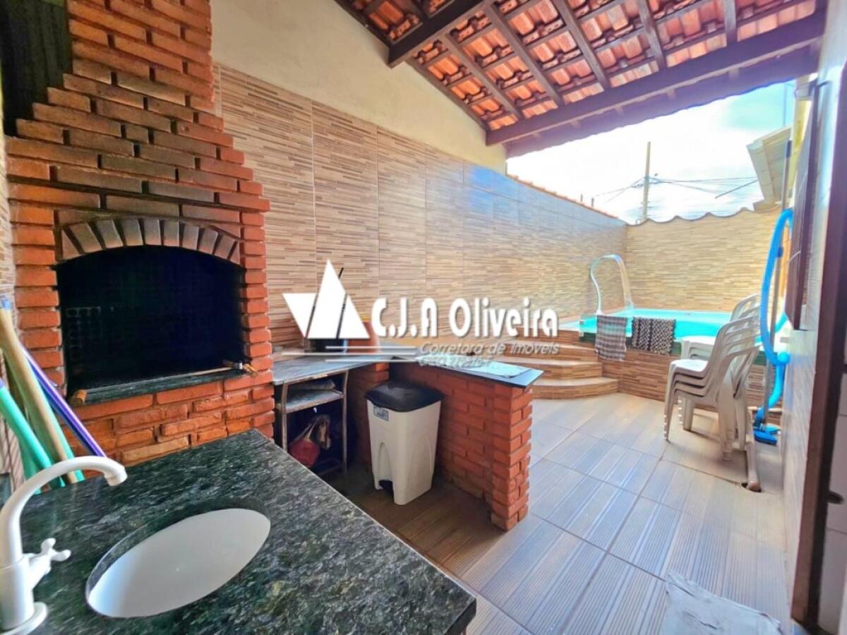 Casa com 3 quartos e 72 m² em Agenor De Campos, Mongaguá