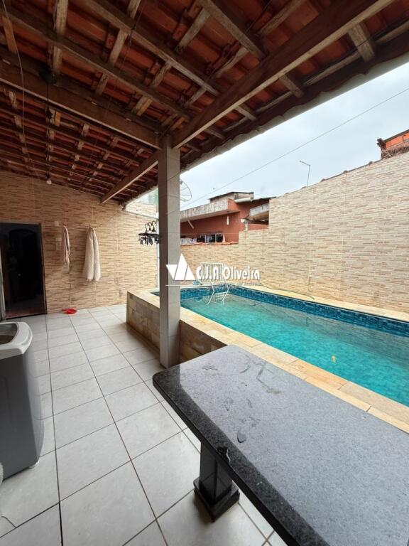 Casa com 3 quartos e 135 m² em Agenor De Campos, Mongaguá