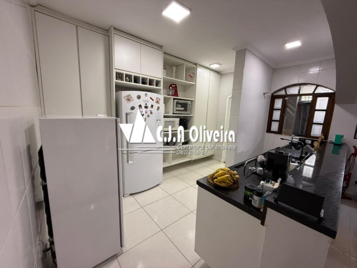 Casa com 4 quartos e 246 m² em Agenor De Campos, Mongaguá