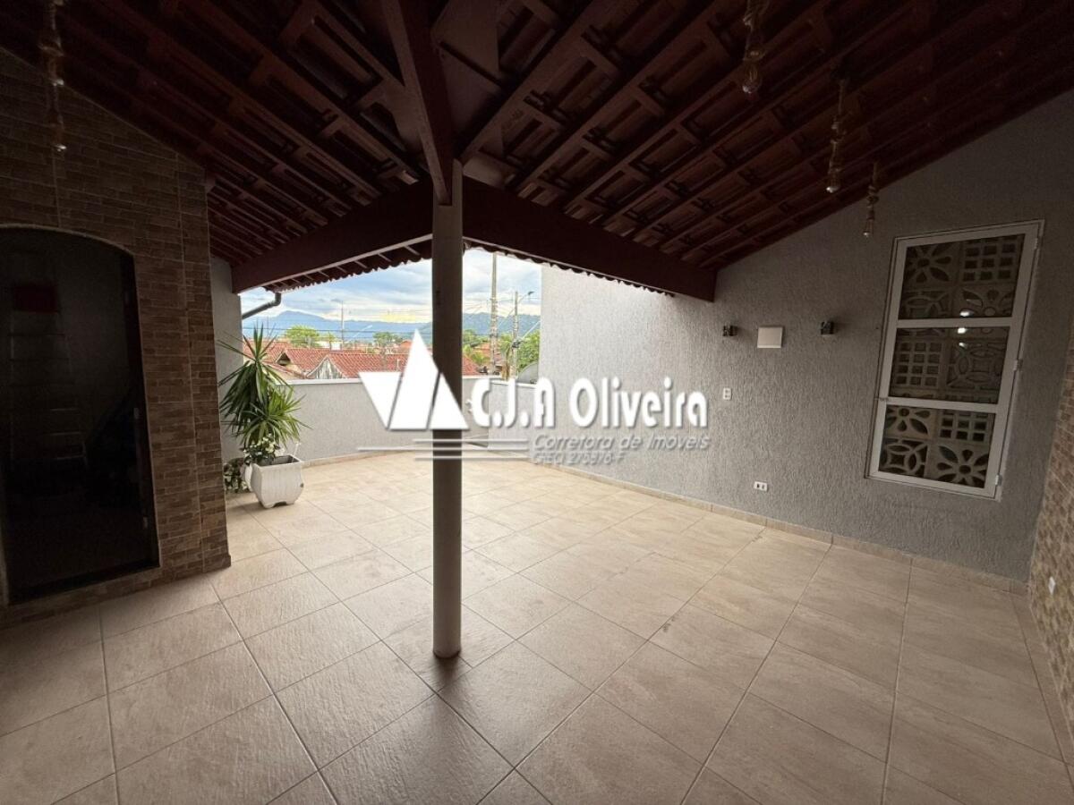 Casa com 4 quartos e 246 m² em Agenor De Campos, Mongaguá