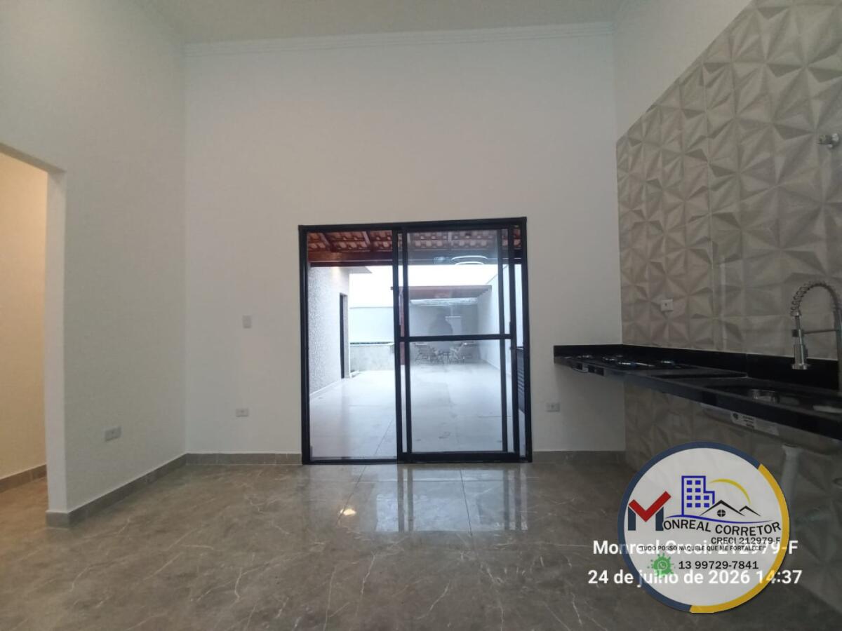 Casa com 3 quartos e 118 m² em Centro, Mongaguá