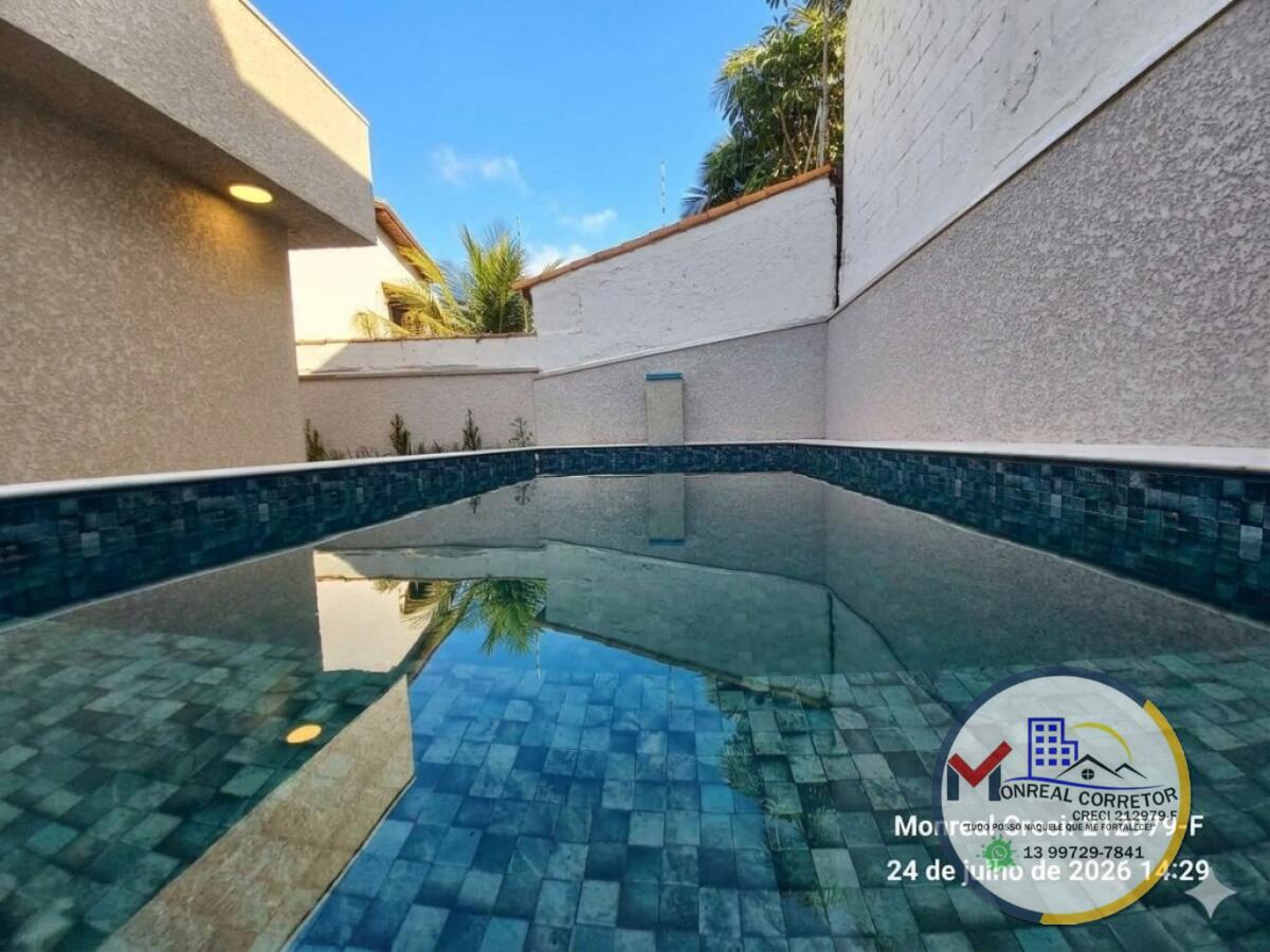 Casa com 3 quartos e 118 m² em Centro, Mongaguá