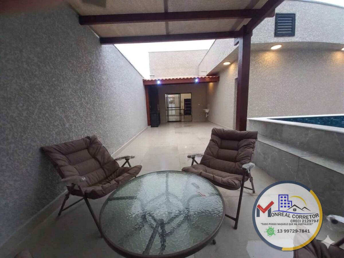 Casa com 3 quartos e 118 m² em Centro, Mongaguá