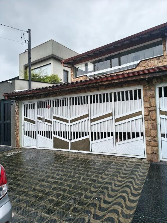 Casa, 3 quartos, 147 m² - Foto 2