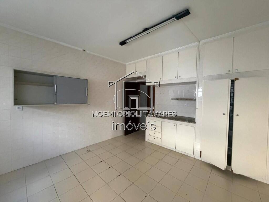 Casa com 9 quartos e 470 m² em Vila Aeroporto, Sorocaba