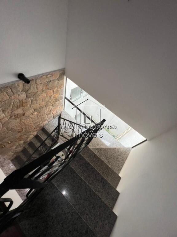 Casa com 3 quartos e 201 m² em Vila Aeroporto, Sorocaba