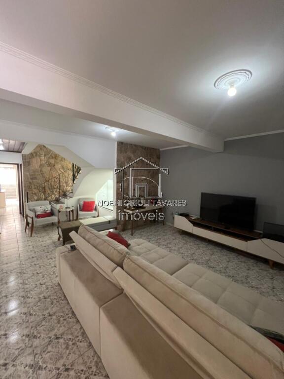Casa com 3 quartos e 201 m² em Vila Aeroporto, Sorocaba