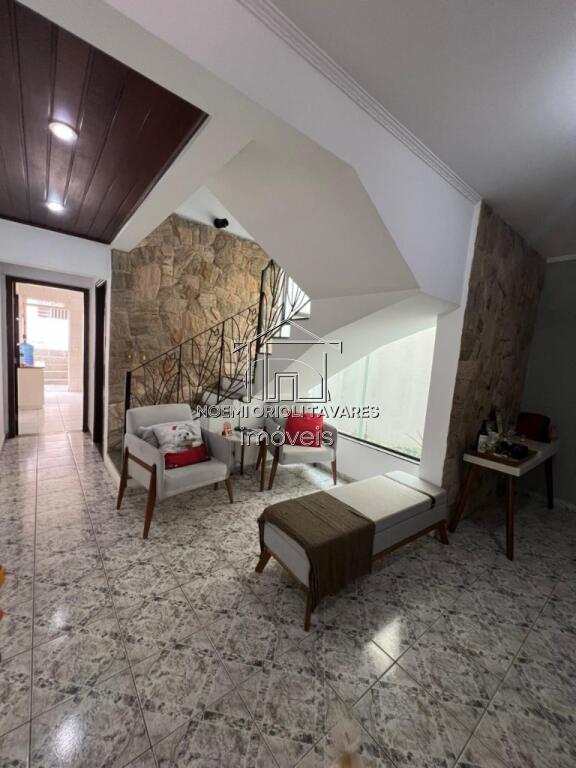 Casa com 3 quartos e 201 m² em Vila Aeroporto, Sorocaba
