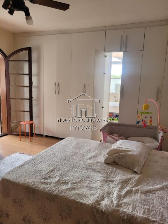 Casa com 4 quartos e 400 m² em Vila Aeroporto, Sorocaba