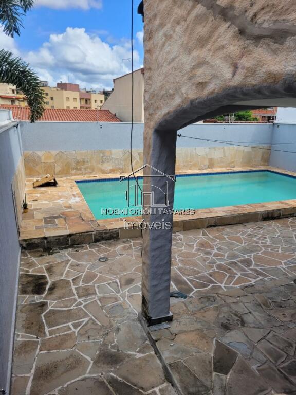 Casa com 4 quartos e 400 m² em Vila Aeroporto, Sorocaba
