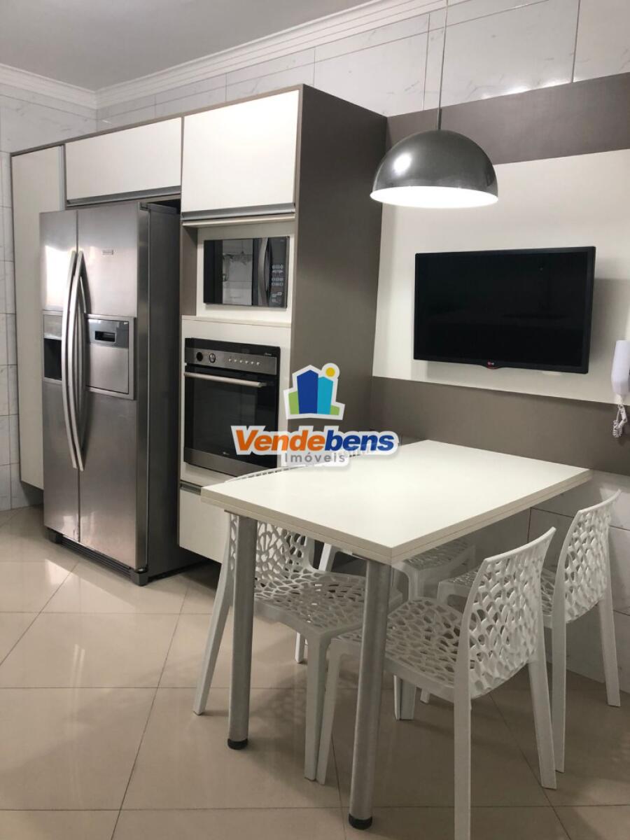 Apartamento com 3 quartos e 157 m² em Vila Guilhermina, Praia Grande