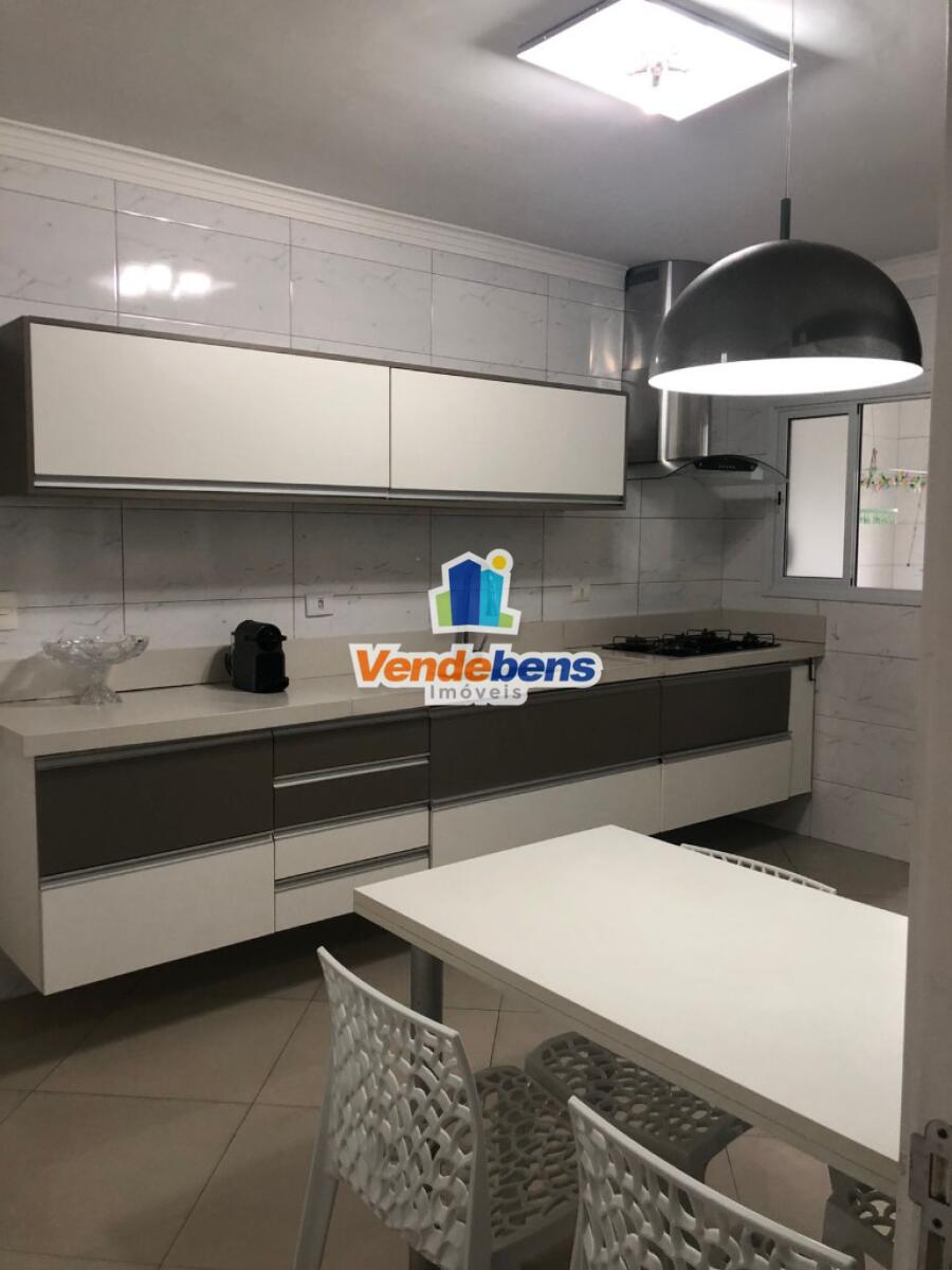 Apartamento com 3 quartos e 157 m² em Vila Guilhermina, Praia Grande