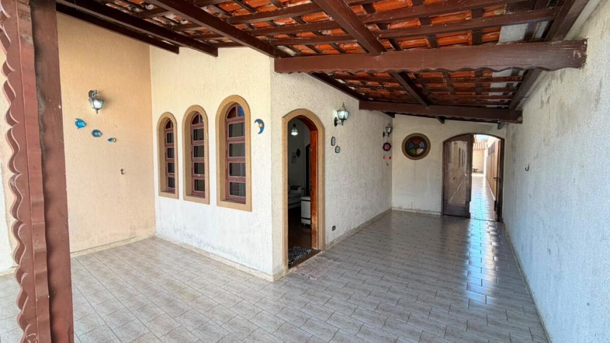 Casa com 3 quartos e 148 m² em Jardim Imperador, Praia Grande