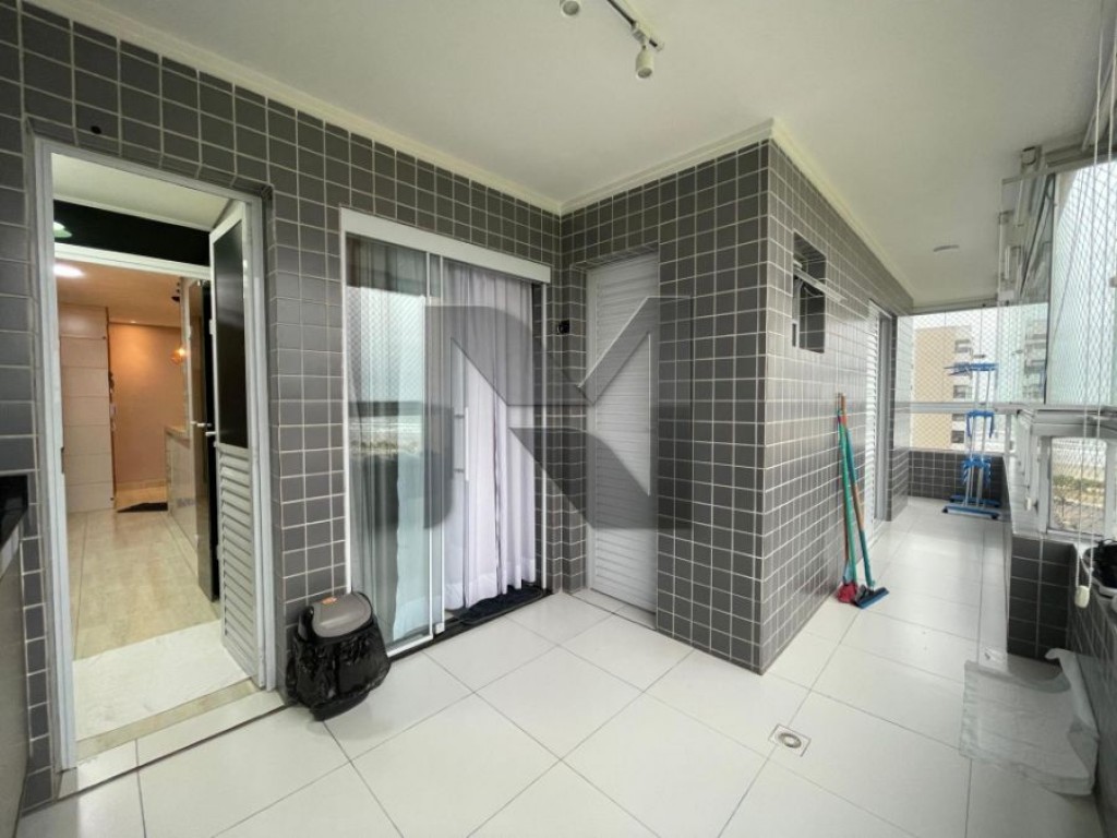 Apartamento com 2 quartos e 77 m² em Boqueirão, Praia Grande