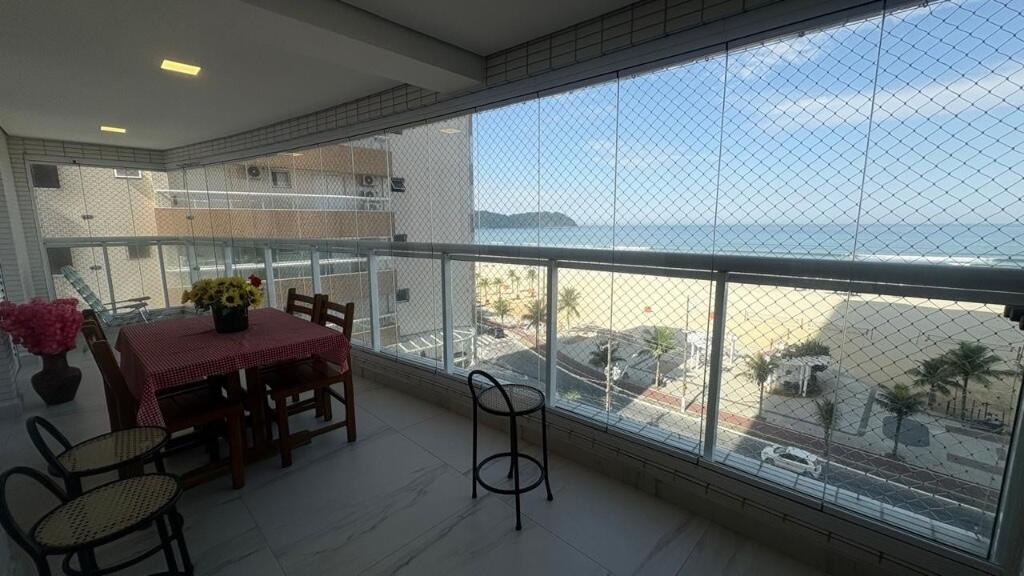 Apartamento com 3 quartos e 111 m² em Boqueirão, Praia Grande
