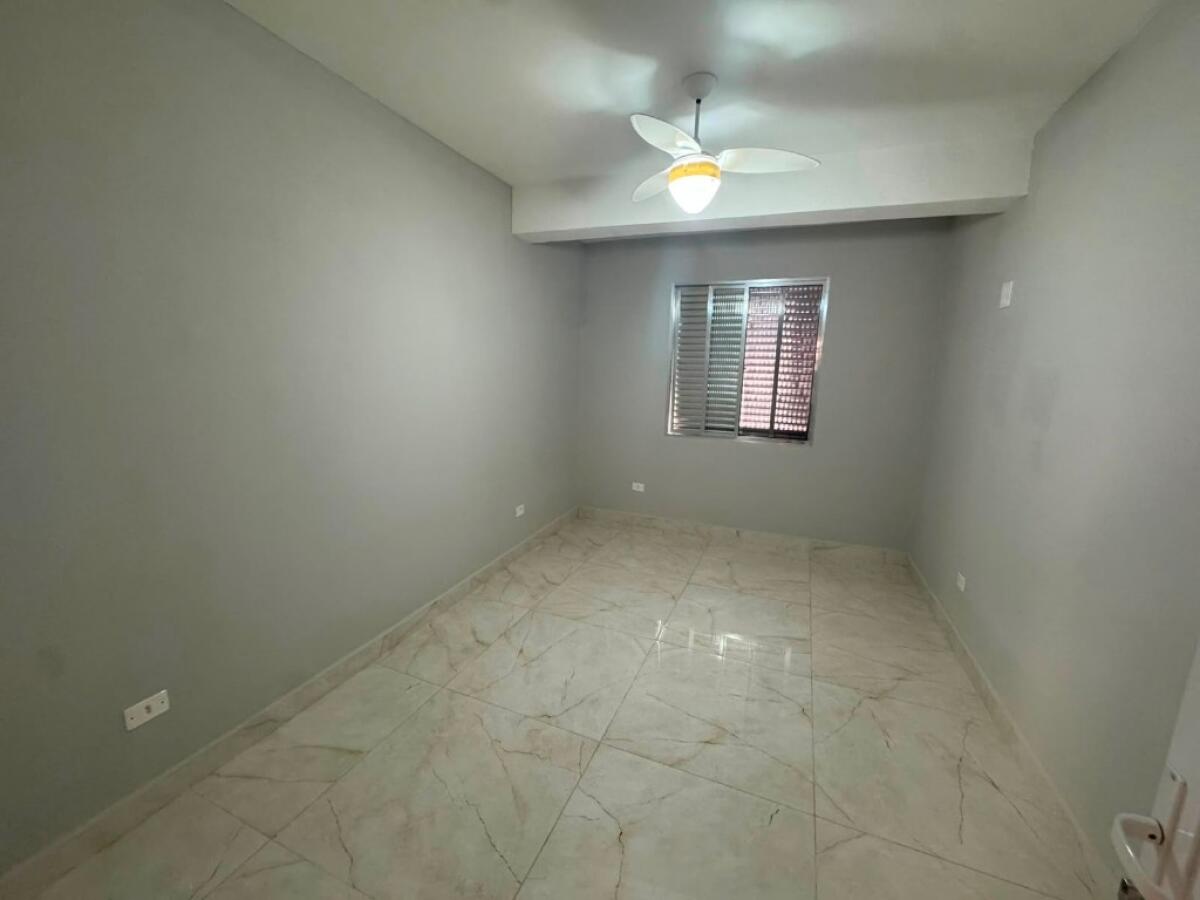 Apartamento com 1 quarto e 30 m² em Boqueirão, Praia Grande