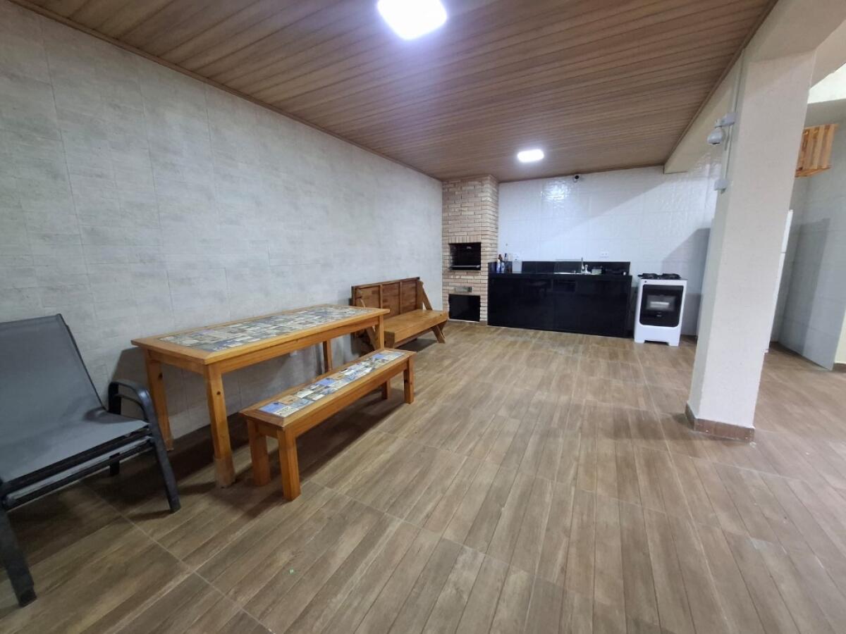 Casa com 4 quartos e 142 m² em Boqueirão, Praia Grande