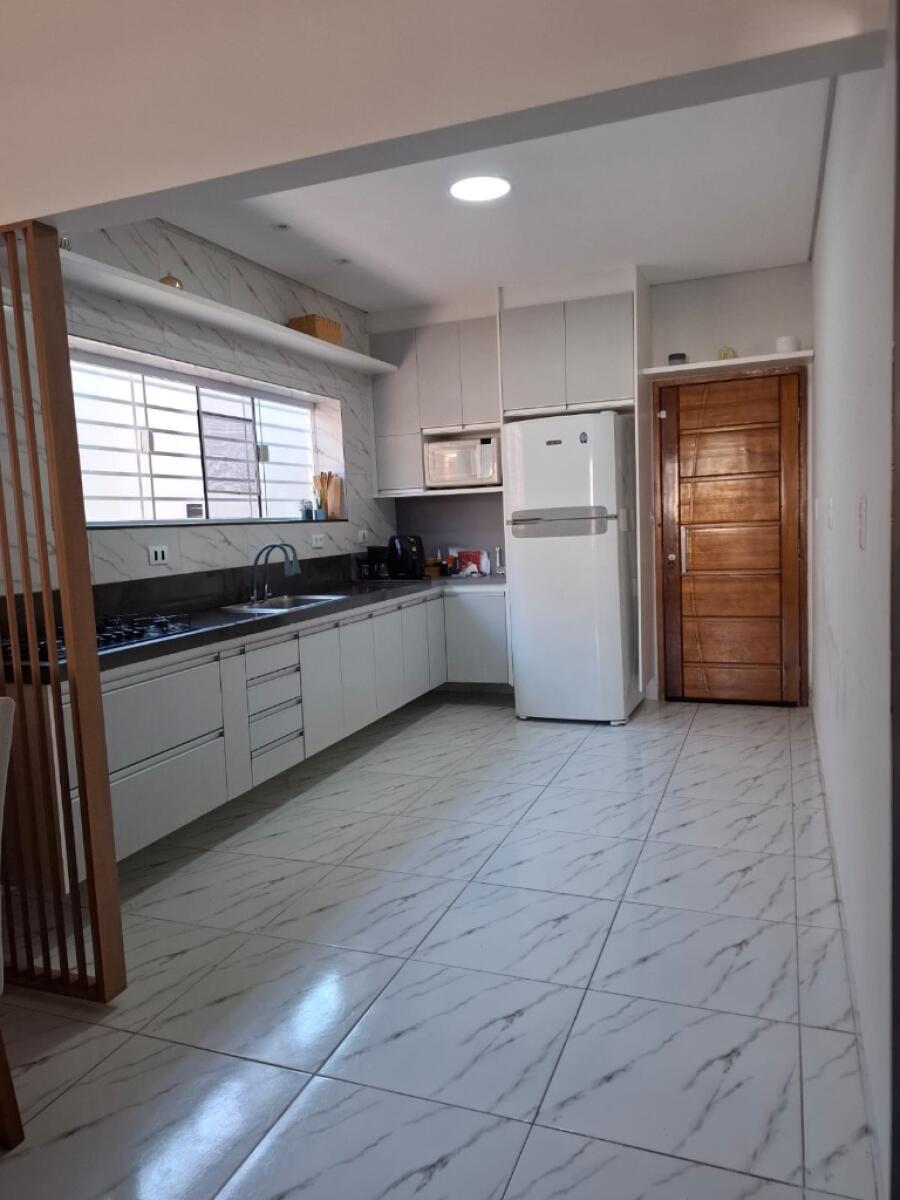 Casa com 4 quartos e 142 m² em Boqueirão, Praia Grande