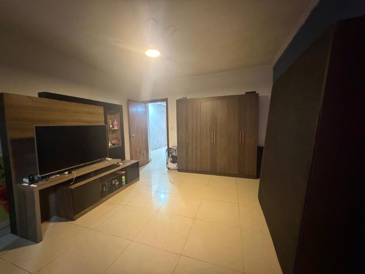 Casa com 3 quartos e 304 m² em Boqueirão, Praia Grande