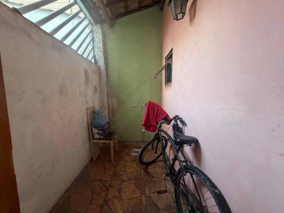 Casa com 3 quartos e 304 m² em Boqueirão, Praia Grande