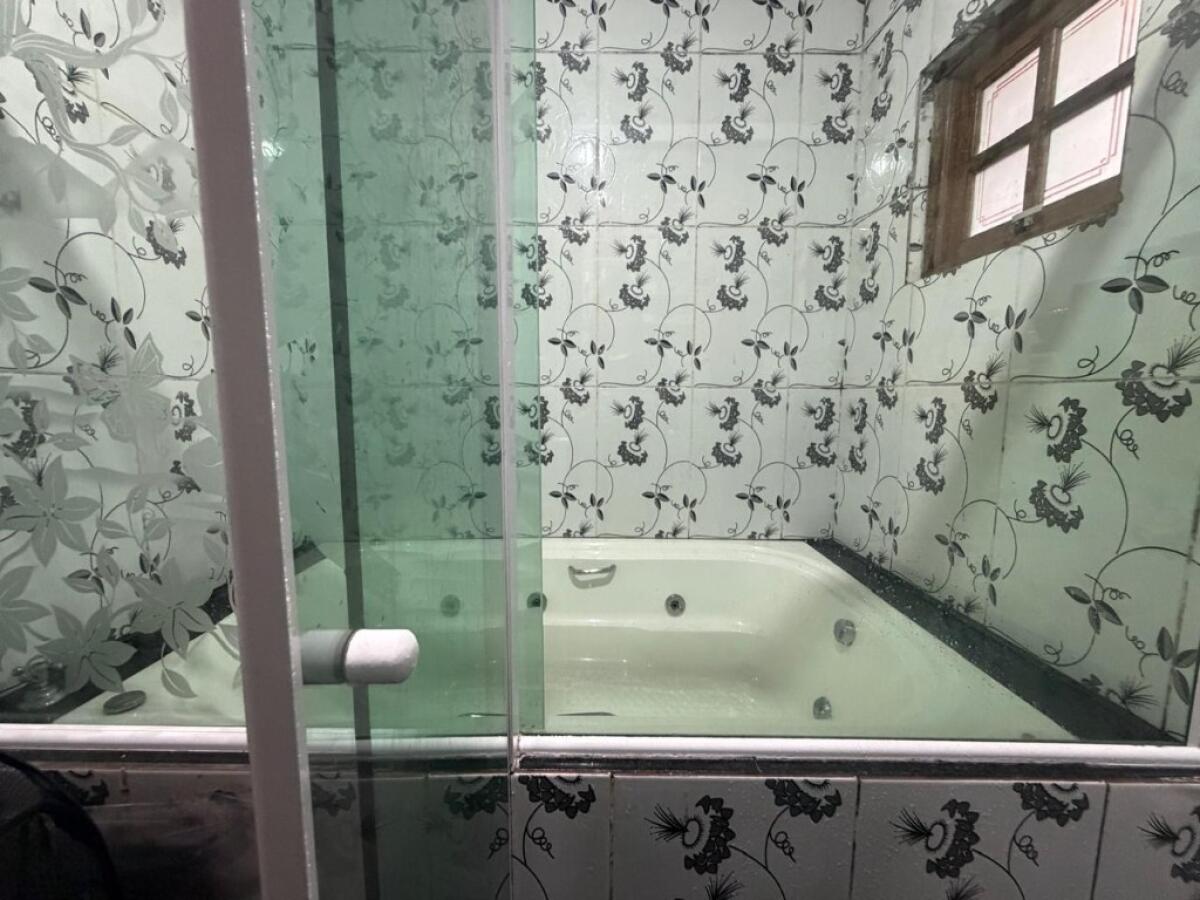 Casa com 3 quartos e 304 m² em Boqueirão, Praia Grande